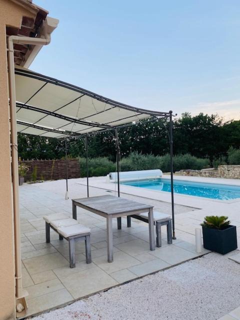 Jolie Maison De 110 M 2, Pour 6 Personnes, Au Calme, Avec Piscine Les Cordiers Exterior foto